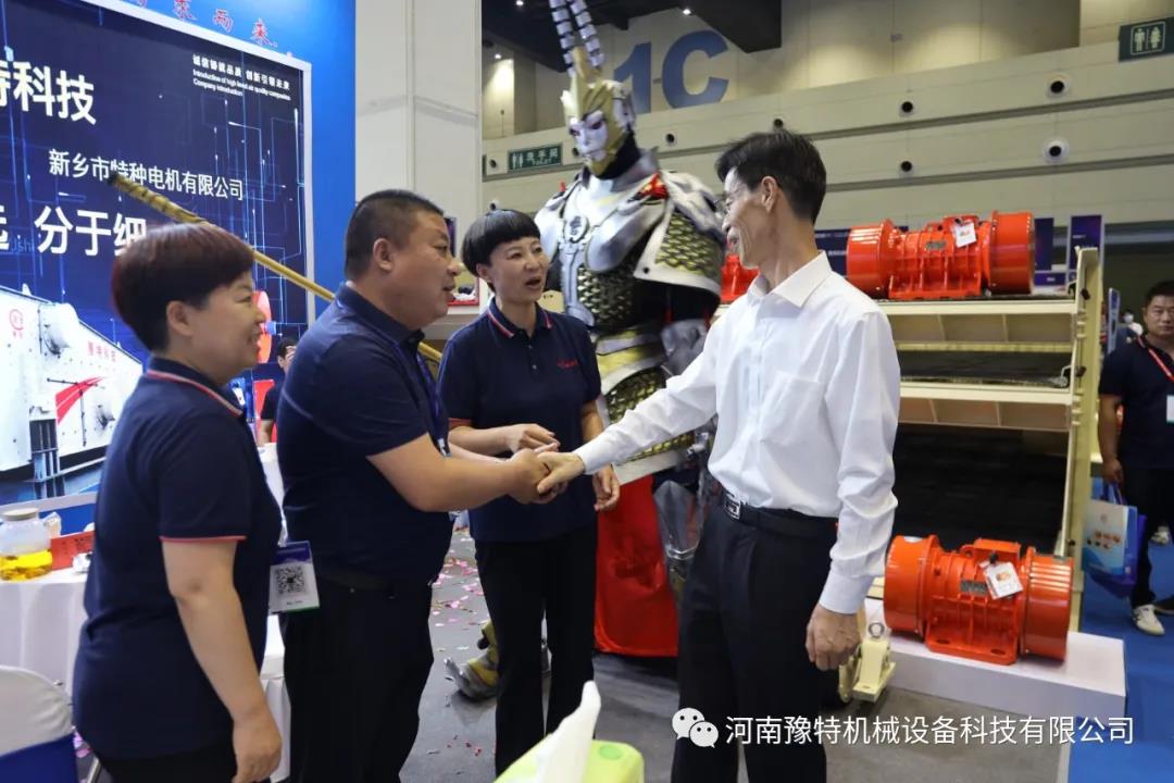 重磅——展會第一天，豫特科技～新特電機現(xiàn)場實況